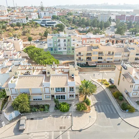 Rocha's - Ferragudo * פראגודו